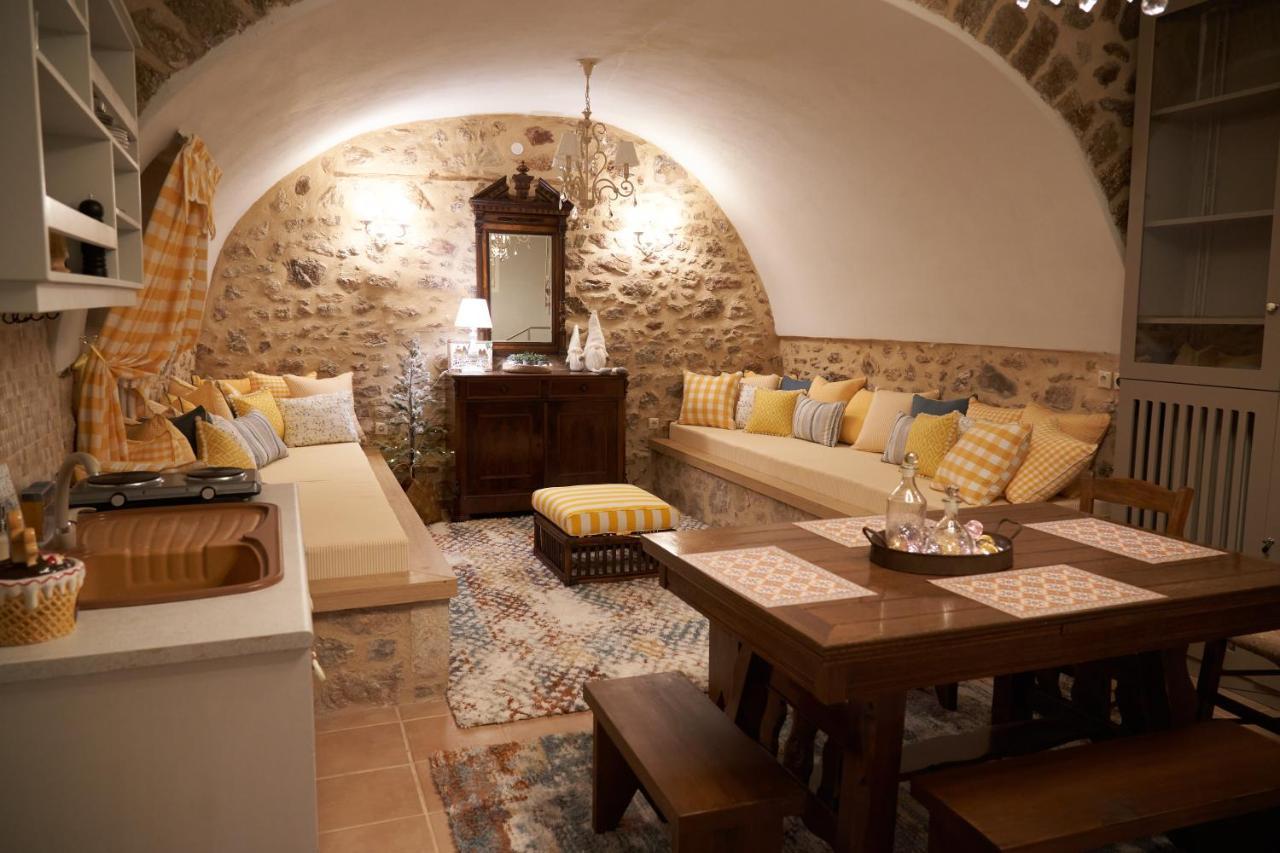 Dandy Villas Dimitsana - A Family Ideal Charming Home In A Quaint Historic Neighborhood - 2 Fireplaces For Romantic Nights Εξωτερικό φωτογραφία